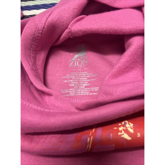 Zion Rootswear Bob Marley Graphic Hoodie Pink Girls Medium NWT - Picture 4 of 4